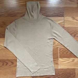 Neiman Marcus Exclusive Silk Long Sleeve Sweater S